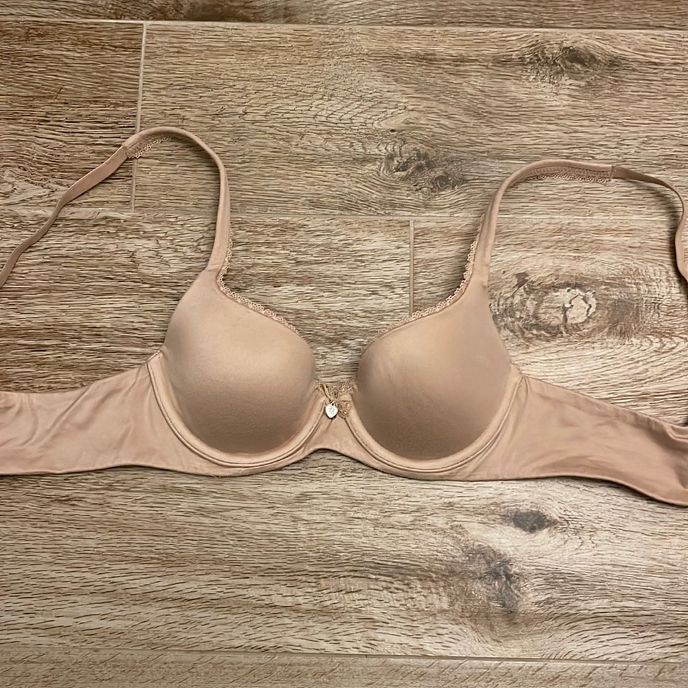 Victoria’s Secret 32A Bra